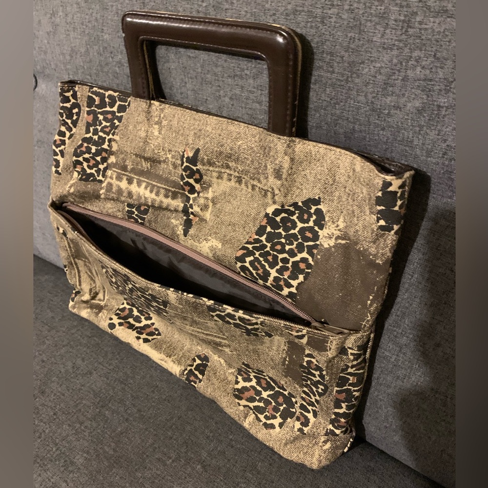 Brand new Charlie Brown handbag - Picture 5 of 5